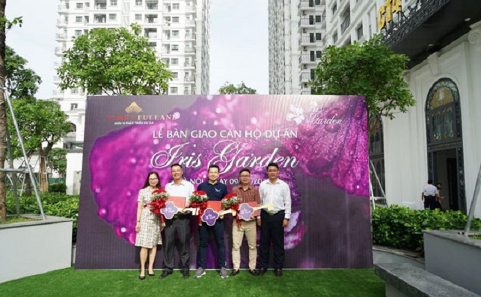 Iris Garden – Khu vườn mùa hạ giữa lòng Hà Nội
