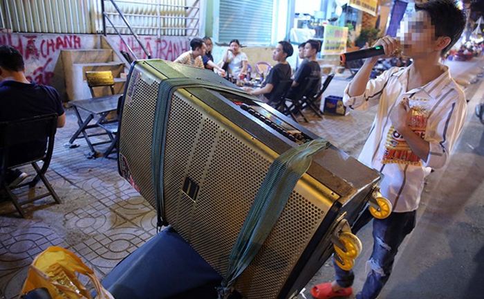 Bị loa kẹo kéo 'tra tấn', tôi nhiều lúc muốn phát điên