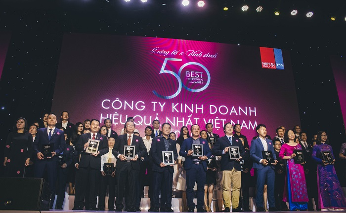 Tập đoàn Đất Xanh lọt Top 50 Công ty kinh doanh hiệu quả nhất Việt Nam năm 2019
