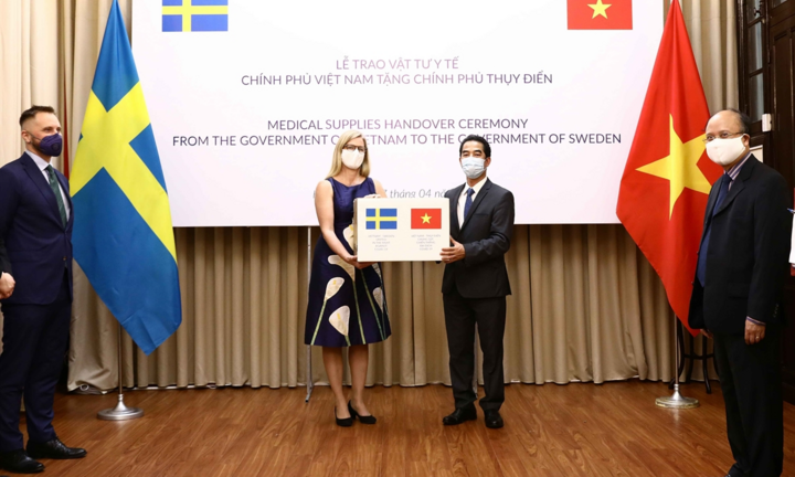 Chuyên gia: 'Việt Nam đang đi đầu trong lĩnh vực ngoại giao y tế'