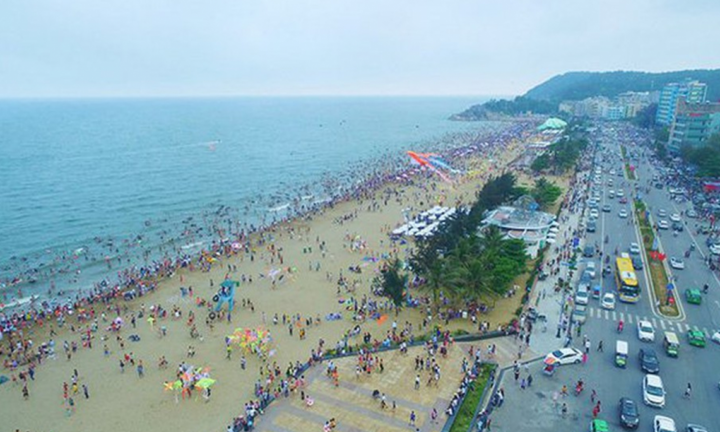 Chiến sĩ biên phòng và du khách chết đuối khi tắm biển Sầm Sơn