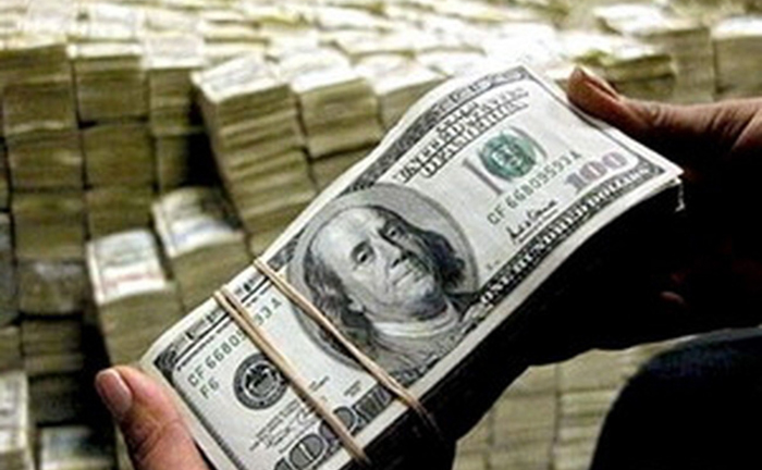 Giá USD hôm nay 15/7: Tiếp đà lao dốc?