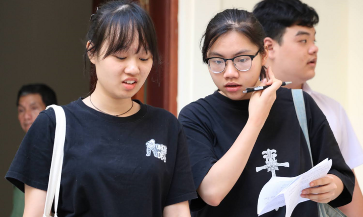 Thi Văn vào lớp 10 TP.HCM: Đề thi độc đáo, tính thời sự cao