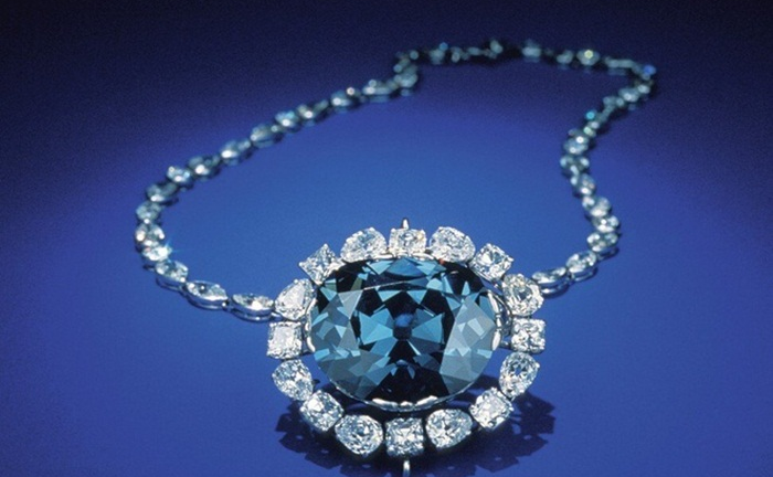 7 viên kim cương màu đắt giá nhất thế giới