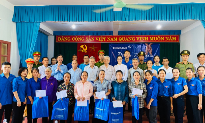 Eximbank triển khai hoạt động về nguồn nhân Ngày Thương binh, liệt sỹ 