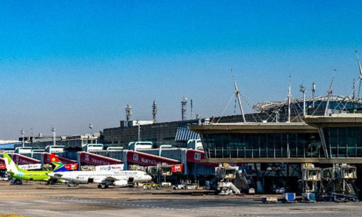 Cảnh sát Nam Phi bắn chết 2 nghi phạm cướp khẩu trang