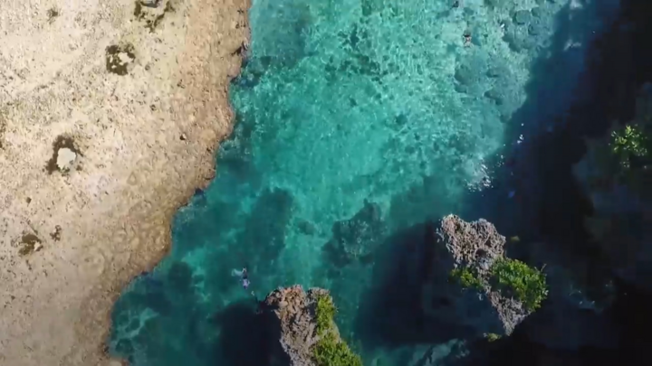 Hồ bơi tự nhiên 'lúc ẩn lúc hiện' tại Philippines