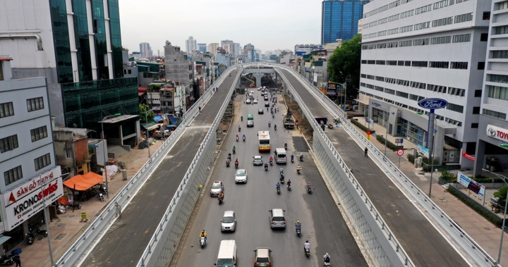 Video: Toàn cảnh đường vành đai 2 trên cao nghìn tỷ ở Hà Nội