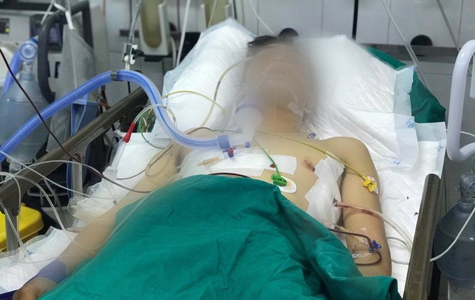 Sức khỏe tài xế GrabBike bị đâm nguy kịch, cướp xe trong đêm giờ ra sao?