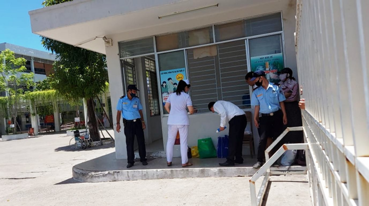 Bệnh viện C Đà Nẵng không cho bệnh nhân xuất viện, dừng tiếp nhận bệnh mới