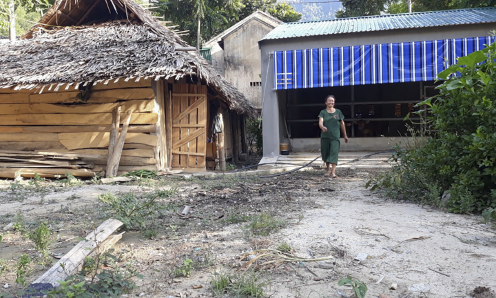 'Xây chuồng bò còn đắt hơn xây nhà tình nghĩa'