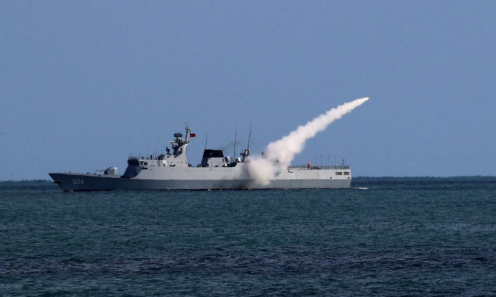 Căng thẳng với Mỹ, Trung Quốc thông báo tập trận bắn đạn thật 9 ngày trên biển