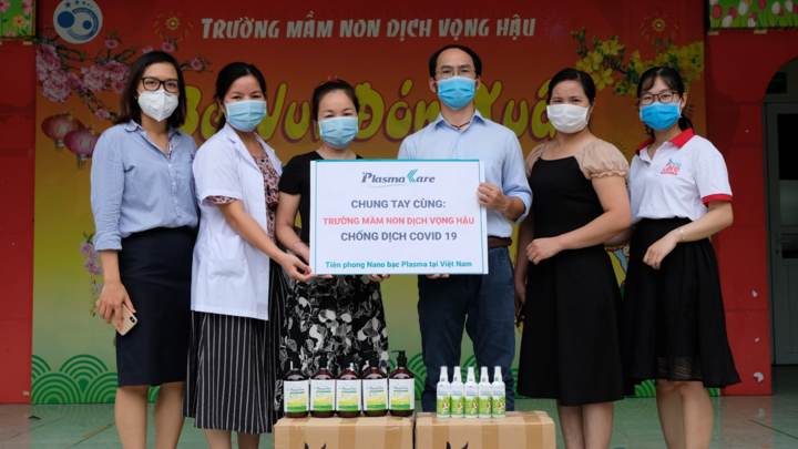 Doanh nghiệp Dược Việt Nam tặng 5.000 chai rửa tay khô Nano Bạc đẩy lùi COVID-19