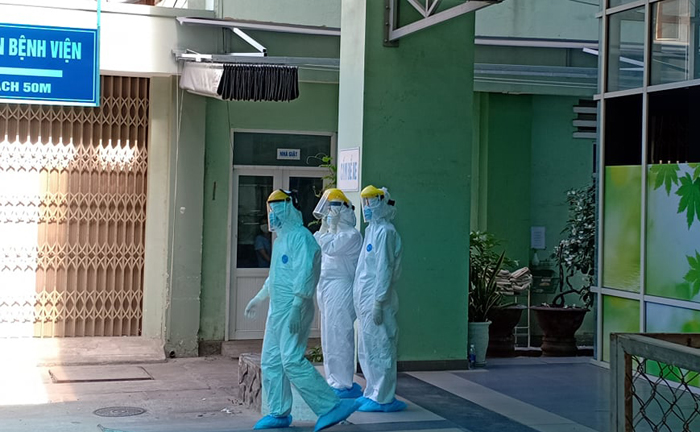 Sức khỏe hai ca COVID-19 nặng 416 và 418 được cải thiện, khả năng hồi phục tốt