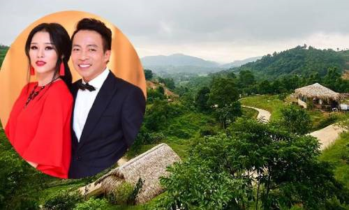 Hai cơ ngơi rộng bát ngát có cả nhà tranh vách đất của ca sĩ Việt Hoàn