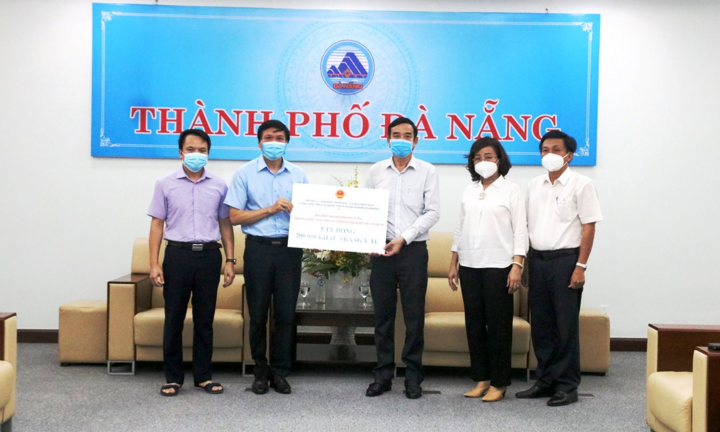 Y bác sỹ Hải Phòng tình nguyện hỗ trợ Đà Nẵng: Bao giờ hết dịch mới trở về