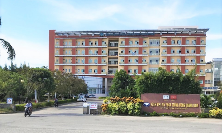 Bác sĩ hiến tiểu cầu cứu bệnh nhân COVID-19 ở Quảng Nam qua cơn nguy kịch
