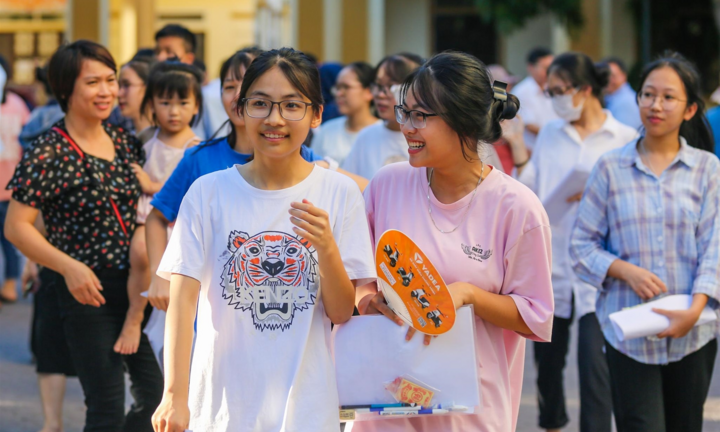 Đề tổ hợp Khoa học tự nhiên kỳ thi tốt nghiệp THPT 2020