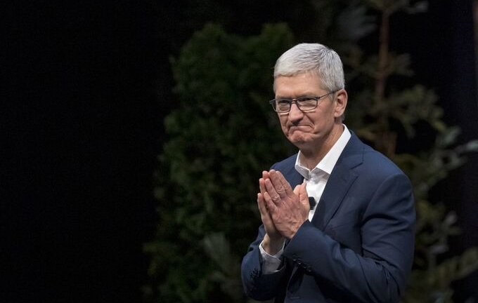 Tim Cook thành tỷ phú