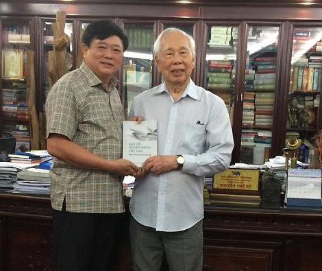 Nguyễn Thế Kỷ: Trí tuệ và tâm hồn qua một cuốn sách