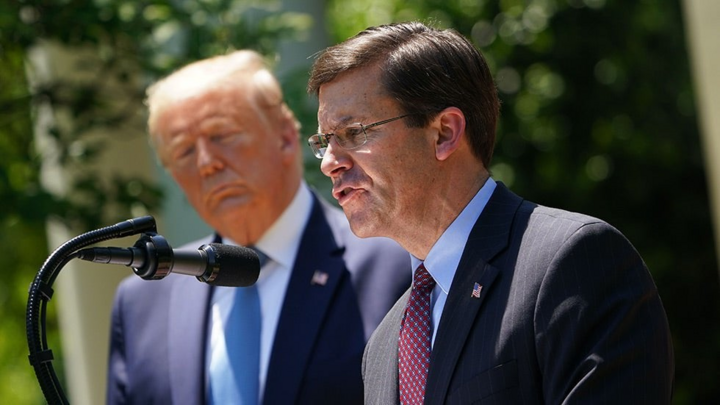Tổng thống Trump cân nhắc thay Bộ trưởng Quốc phòng 