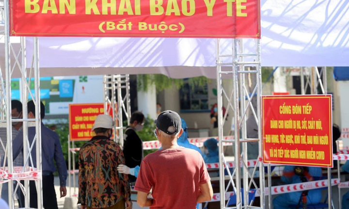 Đà Nẵng tìm kiếm những người dự đám tang có 3 người mắc COVID-19