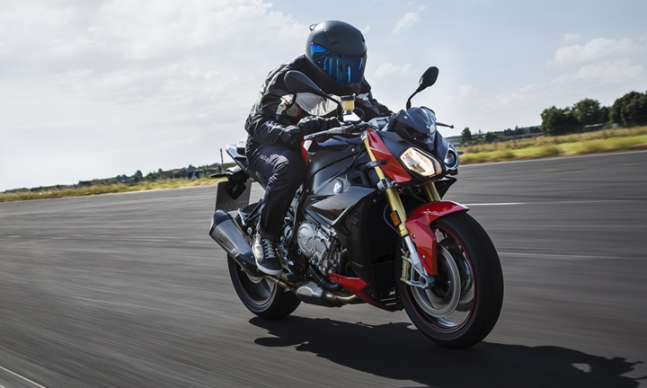 BMW Motorrad công bố giá bán mới, có mẫu giảm trăm triệu đồng