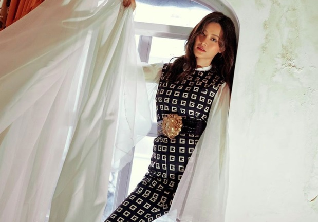 Đông Nhi khoe thần thái nhẹ nhõm, thanh thoát dù mang bầu 7 tháng