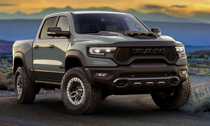 Ram 1500 TRX 2021, đối thủ xứng tầm của Ford F-150 Raptor