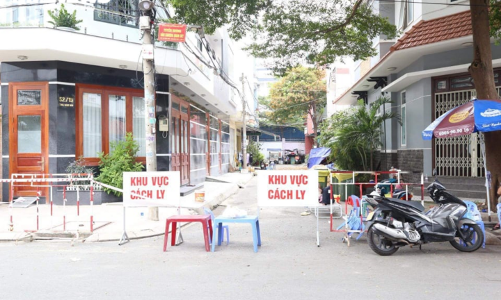 Có ca tái dương tính SARS-CoV-2, TP.HCM phong tỏa 17 căn nhà