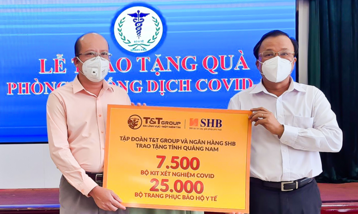'Bầu Hiển' ủng hộ hàng ngàn kit xét nghiệm tiếp sức cho Quảng Nam chống dịch