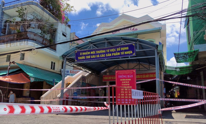 Lịch trình ‘khủng' của người mắc COVID-19 bán mắm dưa tại 2 chợ ở Đà Nẵng