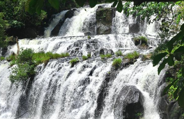 Ngắm vẻ đẹp của 'nàng tiên nữ' Kon Bông giữa núi rừng Tây Nguyên