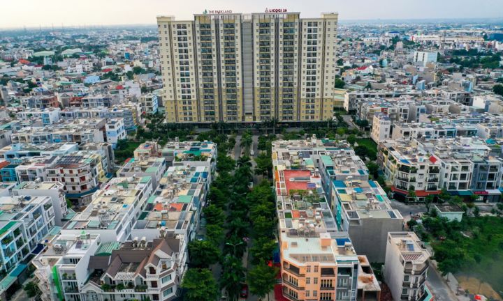 Chung cư giá rẻ ở TP.HCM vì sao ngày càng ít? 