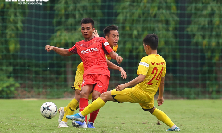 U22 Việt Nam lỡ cơ hội so tài tuyển trẻ Anh, Pháp