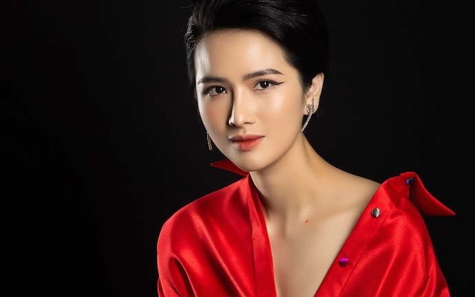 Cao Thùy Dương kể nỗi ê chề quá khứ biến cô thành 'con nghiện hàng hiệu'