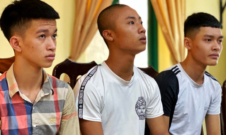 Bị cấm yêu, nam thanh niên rủ đồng bọn mang dao chém bố bạn gái 