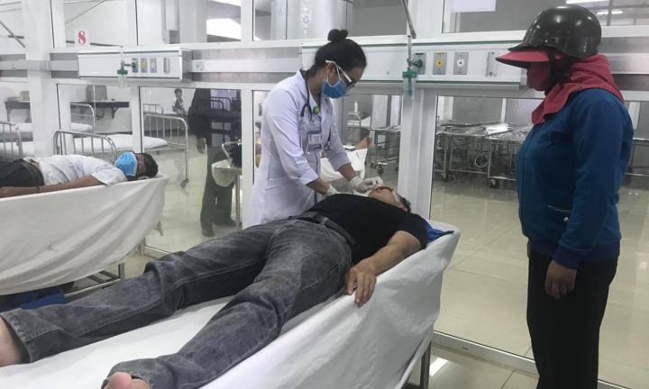 Tạm đình chỉ công tác 2 công an ở Đắk Lắk đánh nhau vỡ hàm vì mâu thuẫn tiền bạc