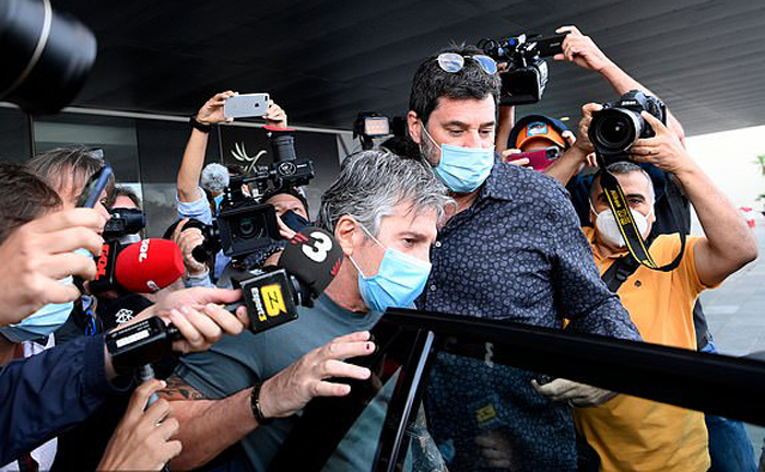 Trực tiếp: Messi đòi rời Barca, người đại diện đàm phán phá hợp đồng