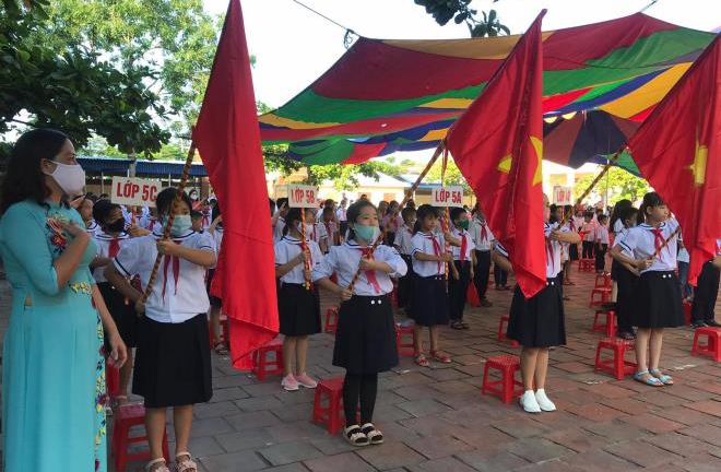 Mong lễ khai giảng năm nào cũng gọn nhẹ, ấm cúng như năm nay