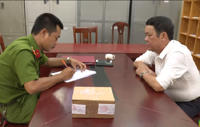 Giám đốc rút súng dọa 'bắn vỡ sọ' người đi đường ở Bắc Ninh khai gì?