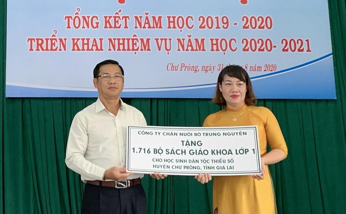 THADI tài trợ 1.716 bộ sách giáo khoa lớp 1 cho học sinh dân tộc thiểu số