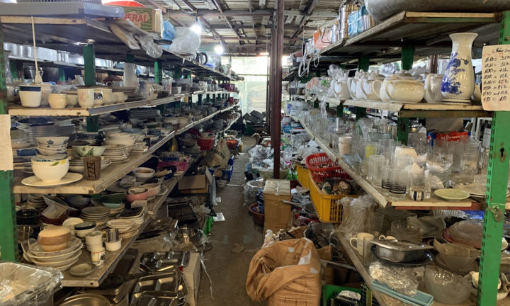 Chợ đồ cũ Thưởng Thưởng: Hành trình 12 năm phát triển 