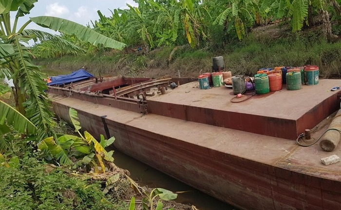 Ba kẻ trộm tàu 180 tấn từ Thái Bình mang sang Hải Dương tiêu thụ