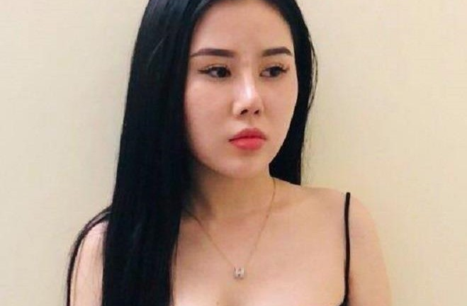 Bắt khẩn cấp hot girl 9X vừa bán dâm vừa môi giới mại dâm giá 4 triệu đồng/lượt