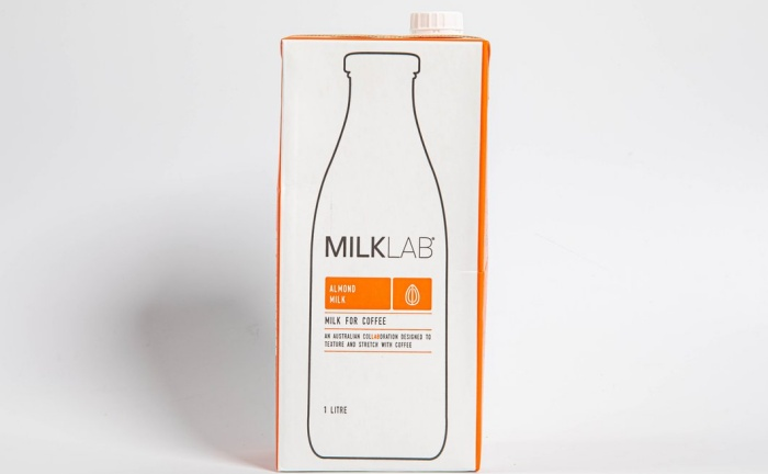 Đề nghị thu hồi sữa hạnh nhân Milk Lab của Úc