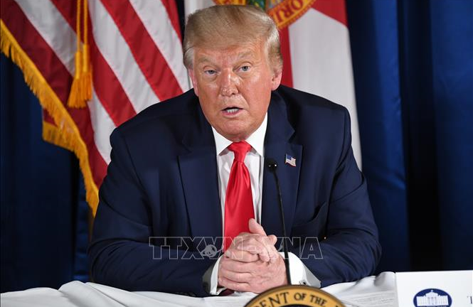 Ông Trump ký sắc lệnh hạ giá thuốc trước thềm bầu cử Tổng thống Mỹ