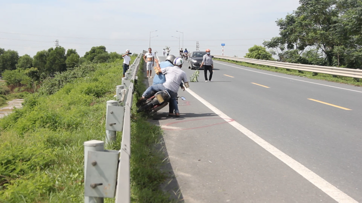 Hai cô gái chết bất thường ở Hưng Yên: Thực nghiệm hiện trường khác cáo trạng?