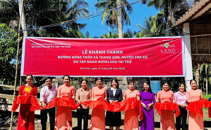 Khánh thành con đường mới tới trường cho các em học sinh xã Thanh Sơn