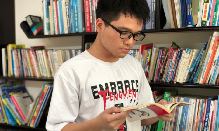 Thủ khoa 30 điểm khối B thích đọc truyện Doraemon